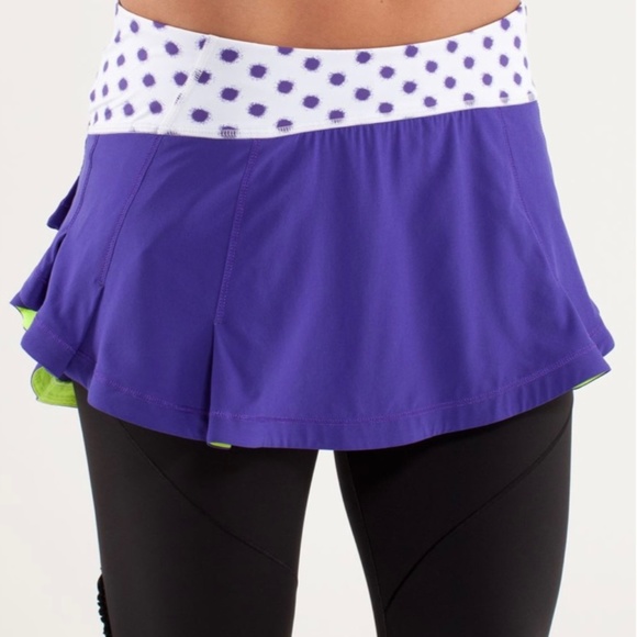 Size 4 Lululemon Presta Skirt in Bruised Berry High Noon Dot White - Picture 2 of 13
